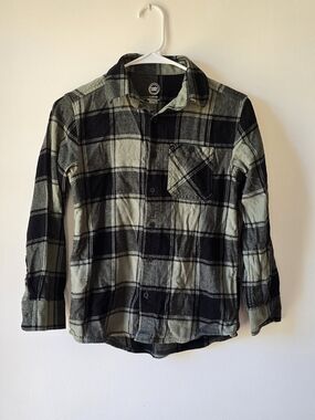 Kids Black & Olive Plaid Button-Up Shirt - Wonder Nation